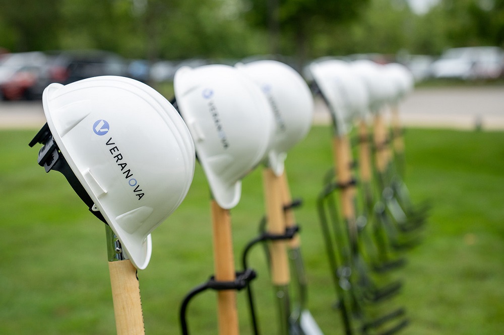 Hard hats and spades